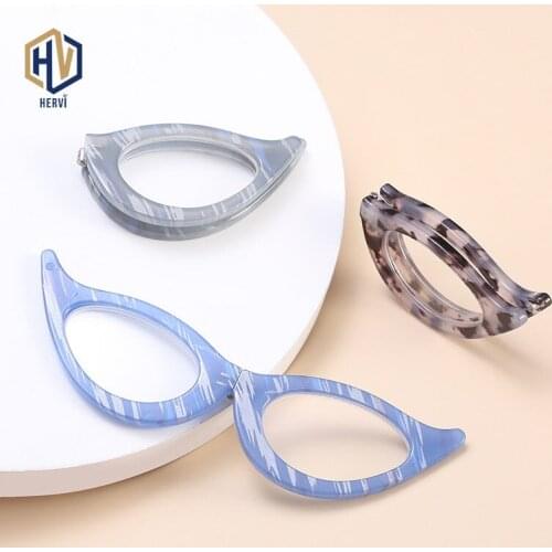 2020 New Fashion Lanyard Reading Glasses Male Fold Ultra Clear Portable Fold High Quality Eyeglasses Unisex