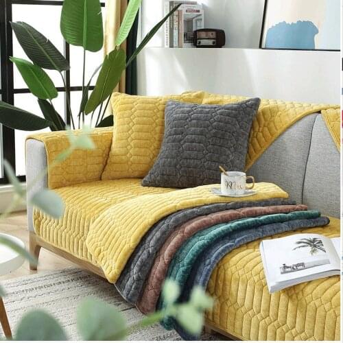 Quilted Soft Velvet Sofa Covers for Living Room Plush Couch Cover for Recliner Sectional Sofa Slipcover 1/2/3/4-seat Anti Slip