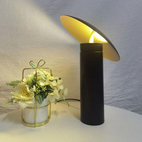 Postmodern Black Table Lamp Matte Iron Rotatable Desk Lamp Light Study Living Room Decor Bed Room Light Creative Led Beside Lamp