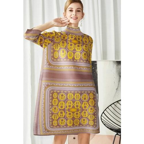 Pleated high collar print dress mid skirt womens spring and autumn three house seven sleeve loose Tibetan meat mother dress