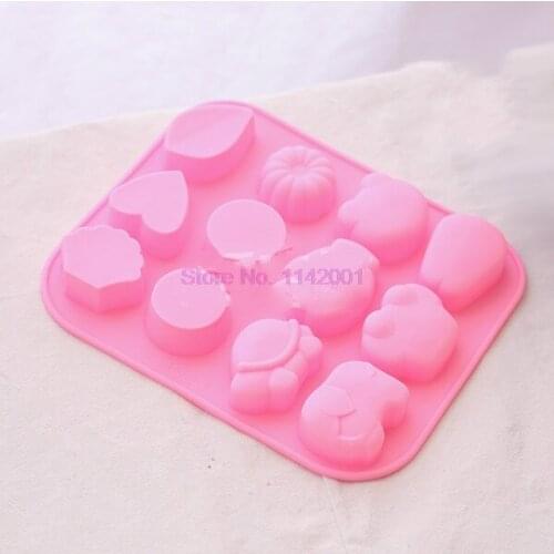 50pcs Food Grade Twelve Animals Handmade Soap Silicone Mold DIY Chocolate Cake Mold Cake Molds For Handmade Making Baby Soap
