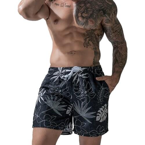 New European American Mens Surf Beach Shorts Fashion Retro Tropical Leaf Print Five Point Casual Summer Swimming Shorts 2021