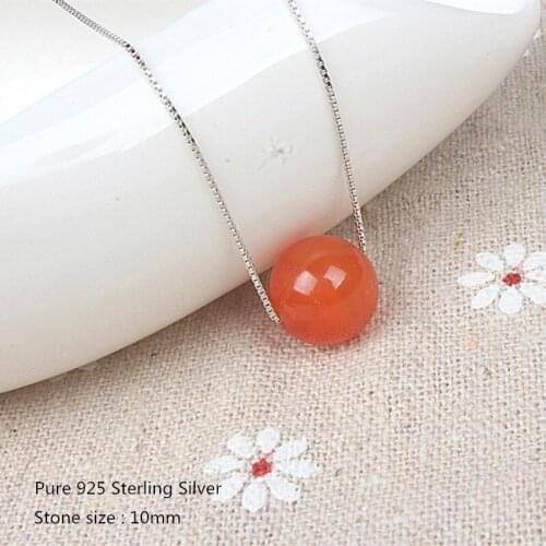 BUYEE Chokers On The Neck