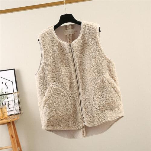 2020 New Short Waistcoat Woman Jacket Vintage Vest Women Clothes Casual Warm Sleeveless Lambswool Vest Female Coat HK373