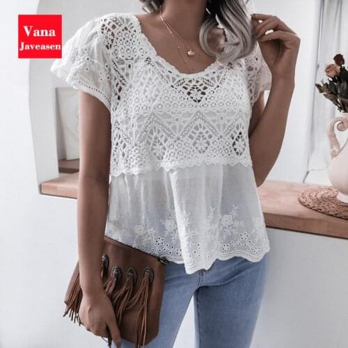 Vana Javeasen Women's Cropped T-shirts