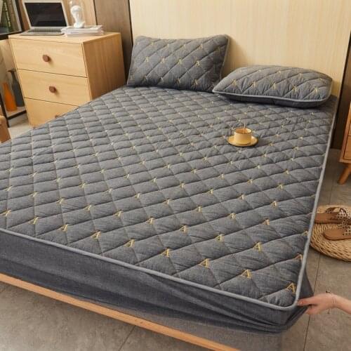 Modern Plaid Thick Quilted Fitted Sheet Queen Cotton Mattress Protector Cover Embroidered Full King Size Soft with 2 Pillowcases