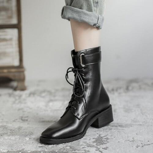 Brand buckle belt ankle boots women square toe lace up winter leather botas thick heel short tube motrocycle botines mujer 2021