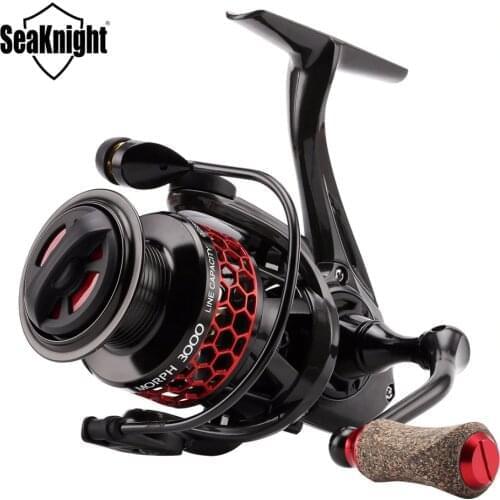 SeaKnight MORPH Spinning Reel 5.2:1 8-10KG Drag Power Fishing Reel C60 Carbon Fiber Spinning Wheel for Carp Fishing 2000 3000