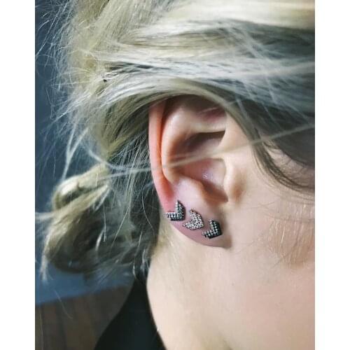 2019 CZ arrow stud earring minimal elegant women girl multiple piercing design three cz line arrow fashion earrings jewelry