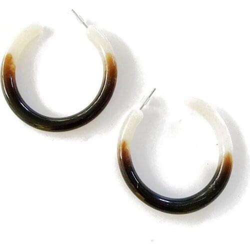 Mixed Color C Shaped Pretty Fashion Stud Earrings