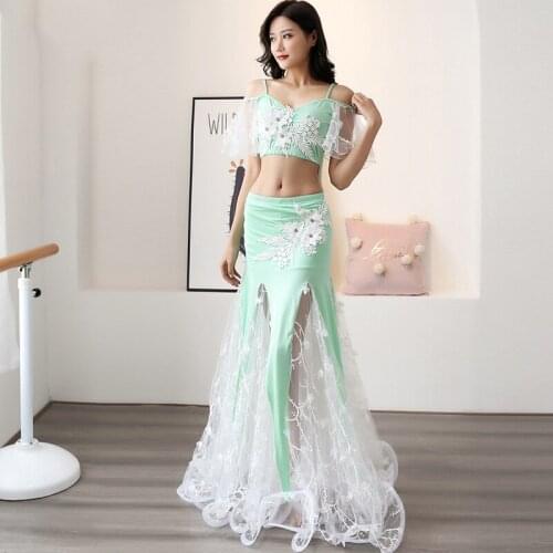 2019 New Belly Dance Costume Set Oriental Women BellyDance Suit Applique Fairy Ladies Performance Outfit Tops+Skirt Sets DL4580