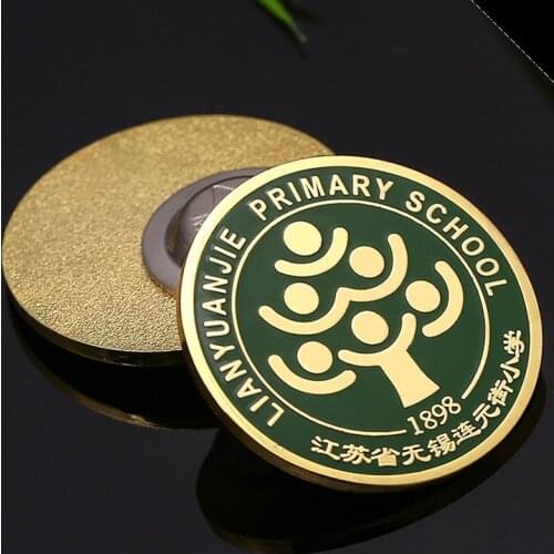 Custom Metal Badge Round Design Gold Badge Back Magnet