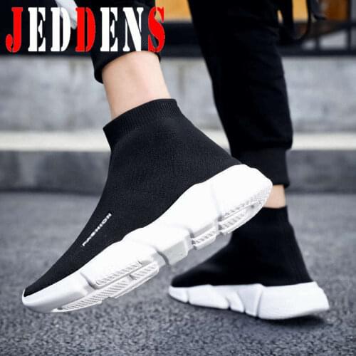 High Top Winter Sneakers Men Sport Shoes Plus Size Soft Running Shoes Man Lightweight Sports Shoes 2020 Slip on Mens Shoe W25
