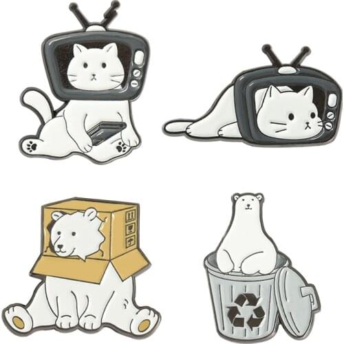 Cat Bear Head In TV Box Enamel Pins Custom Funny Animals Brooch Lapel Badge Bag Cartoon Jewelry Gift for Kid Friends Wholesale