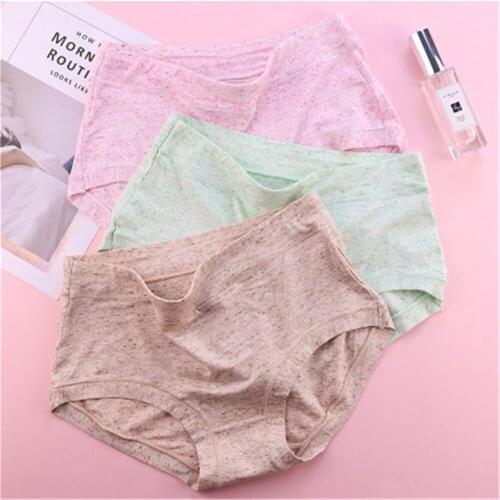 Ladies Summer cotton fabric sexy traceless colored cotton underwear in the middle waist T8070