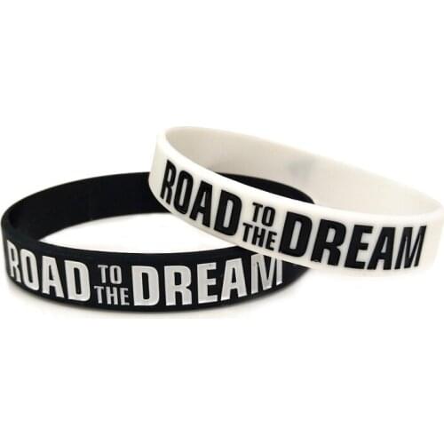 "Road to the Dream""never give up"Motivational Bracelets Silicone Rubber Elastic Inspirational Wrap Bracelets Gift For Women Men