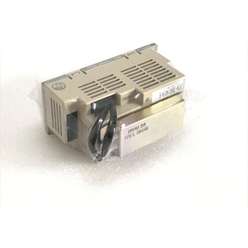 New in box SRDA-SDA21A01A-E Robot Cotroller Amplifier Free Shipping