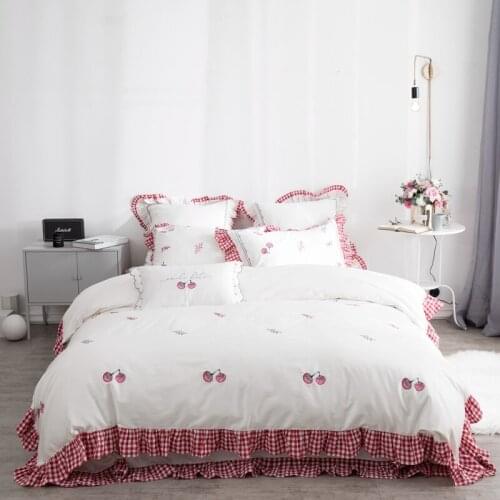 New products Luxury Embroidered Korean Bedding Set washed Cotton 4pcs King Queen Size Princess Bed Set Duvet Cover Bed sheet