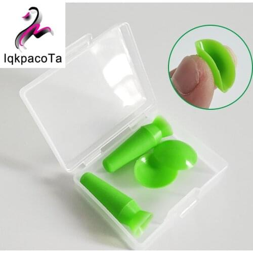 4 PCS/set Ophthalmic Eye Instrument Tool soft silicone Ophthalmic Surgical Embedding eyelid protector Cover with the Sucker