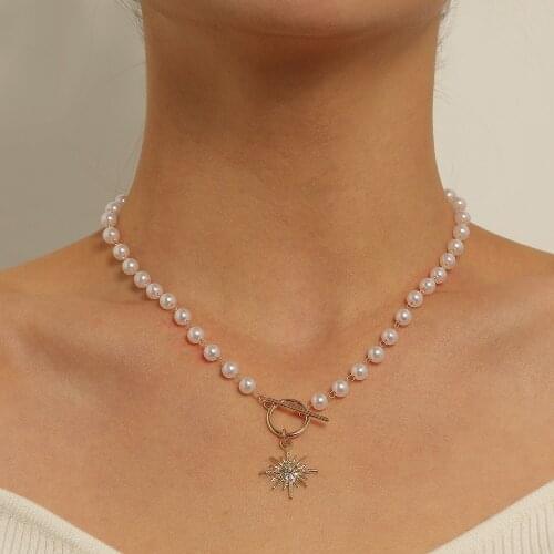 Imitation Pearl Clavicle Chain OT Buckle Rhinestone Shining Star Pendant Necklace for Women Short Necklaces 2021 Fashion Jewelry