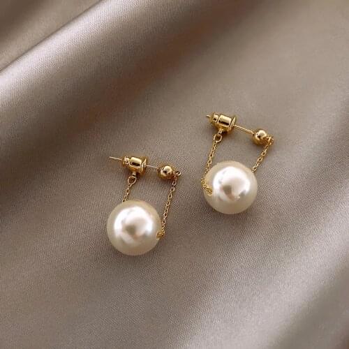Minimalist Pearl Pendant Gold Dangle Earrings For Woman 2021 New Korean Fashion Jewelry Gothic Accessories Girls Sexy Earrings