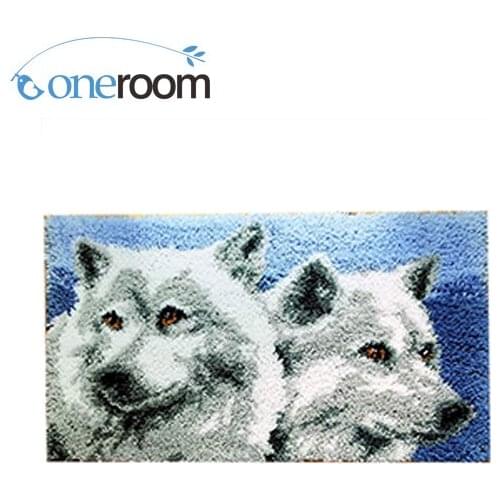 ZD570 Two Wolves Hook Rug Kit DIY Unfinished Crocheting Yarn Mat Latch Hook Rug Kit Floor