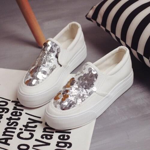 QWEDF Handmade White Shoes Ladies Lace Breathable Loafers Women Korean Thick heel Canvas Flats Espadrilles Student A10-60