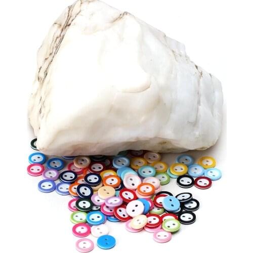 NEW Resin Childrens colored shirt buttons Sewing DIY Craft decals 2-Holes baby sweaters Button free shipping