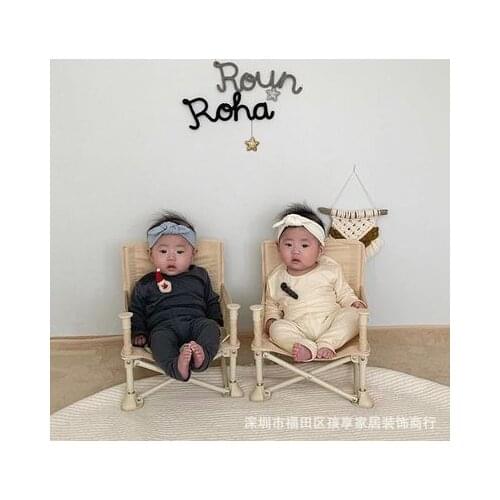 Childrens auxiliary dining chair solid color simple mini foldable camera artifact 1-2 years old bebe