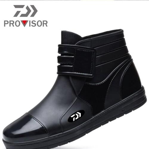 Daiwa 2020 Non-slip Outdoor Shoes New Warm Waterproof Fishing Shoes Mountaineering Camping Multifunctional Rain Boots Size 39-44