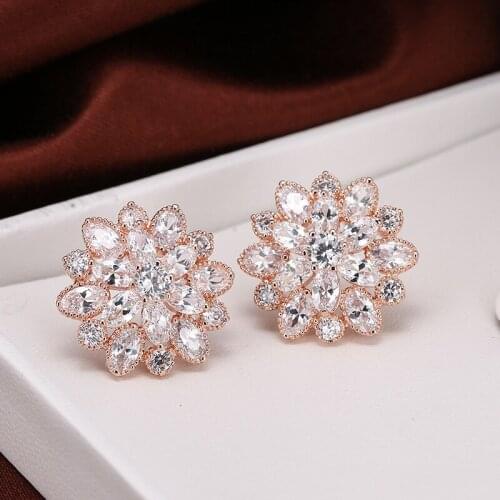 DE083 Fashion Delicacy Elegant Street Snap Light Luxury Geometry Flower Ear Stud Gift Party Banquet WOMENS Jewelry Earrings