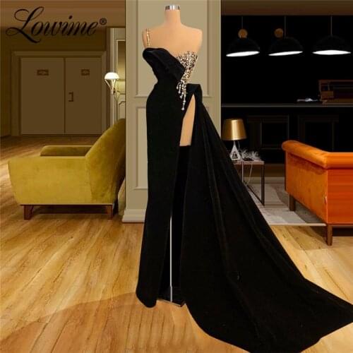 Lowime Black Velvet Elegant Long Prom Dresses 2021 Beaded Plus Size Arabic Abendkleider Evening Dress With Slit Party Dress Gown