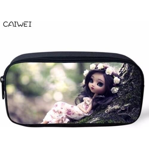 Girls 3D Doll Pencil Cases Cartoon Women Cosmetic Case Portable Toiletry Bag Kids School Purse Pouch Girls Make up Pouch