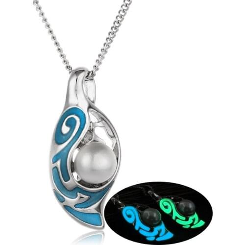 Glow in the Deark Jewelry with Silver Plated Clouds Pearl Shaped Choker Long Pendant Necklace for Women Party Gift