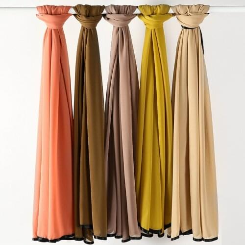 Women Bubble Chiffon Hijabs Scarf With Black Edge Muslim Headwraps Soft Scarves Shawl Wraps Travel Sunscreen Scarf Solid Color