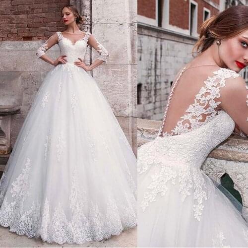 Chic Tulle V-Neckline A-line Wedding Dress With Lace Appliques 3/4 Sleeves Sexy Bridal Dress vestidos de novia vintage