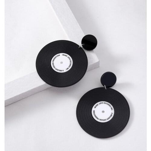 2019 New Vintage Round Black Vinyl Record Drop Earrings Fashion 2 Colors Disc Recording strip Resin Acrylic Earrings For Women Gifts E19135