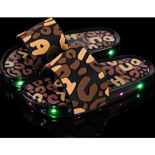 2021 Footwear Luminous Jelly Summer Childrens LED Slipper Girls Slippers PVC Non-slip Beach Sandals Kids Letters black