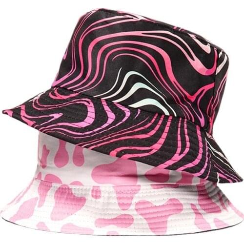2021 New Summer Reversible Pink Cow Print Bucket Hats Men Women Striped Bob Outddor Street Casual Fisherman Hat Panama