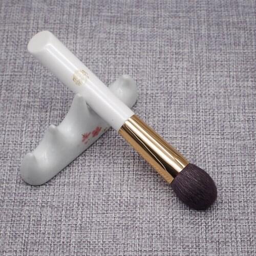 M07 Professional Handmade Make Up Brush Round Contour Sculpting Brush Soft Saikoho Goat Hair Cosmetic Tools Makeup Brushes