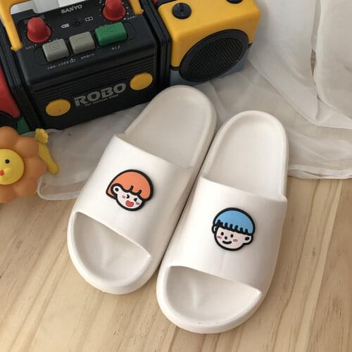 Cute cartoon slippers girl Summerins girl heart home non-slip anti-odor couple thick-soled sandal slippers to wear outside