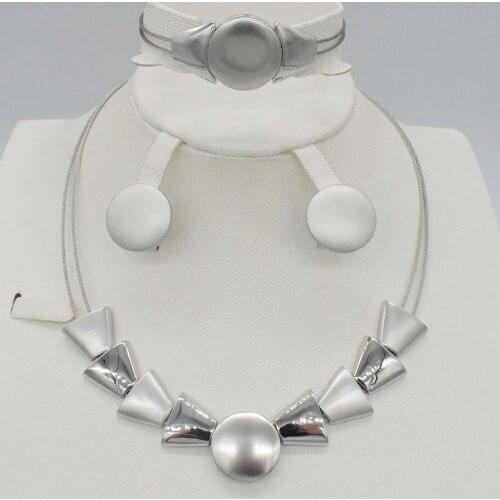 2017 new Top Exquisite Dubai Jewelry Set Luxury Big Nigerian Wedding African Beads Jewelry Set Costume Design