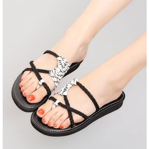 Slippers women 2021 new thick-soled casual outdoor beach shoes woman solid color outdoor fashion sandals women zapatos mujer