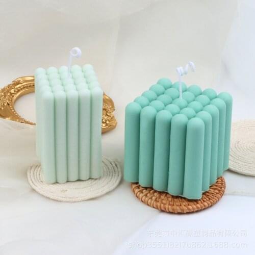 2 Finger Rubiks Cube Silicone Candle Mold for Handmade Desktop Decoration Gypsum Epoxy Resin Aromatherapy Candle Silicone Mould