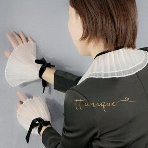 Korean trumpet sleeve play decorative Arm Sleeves Decorated Cuffs Pearl Clear Department perspective pure white collar decorated