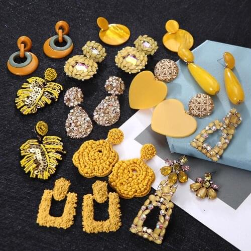 Earrings 2021 New Trendy High Sense Elegant Stud Earring Irregular Long Eardrops Temperament Female Statement Earrings