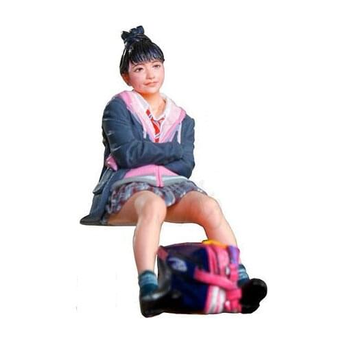 1/20 Scale Unpainted Resin Figure student ( 1 body 2 heads ) collection figure