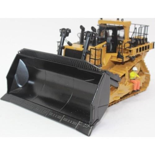 Rare Diecast Toy Model Gift,DM 1:50 Scale Caterpillar Cat D11T CD Carrydozer Engineering Machinery Vehicles 85567 Collection