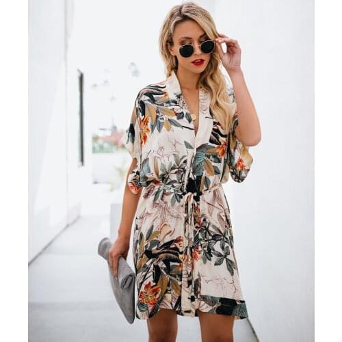 Hot Printed V-neck Dress For Women In Season 2019