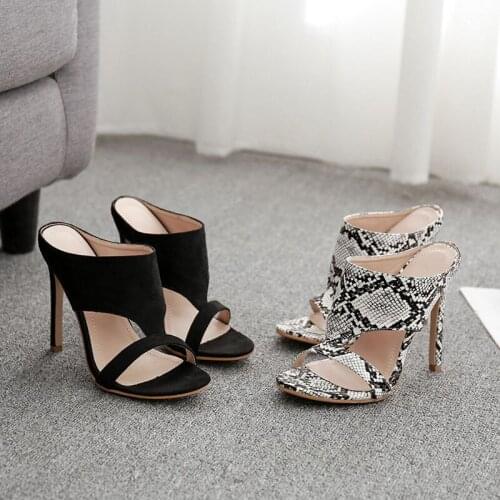 2021 New Womens Slippers Serpentine Pu Leather Plus Size High Heels Peep Toe Fashion Ledies Shoes Outdoor Women Sandals Sexy